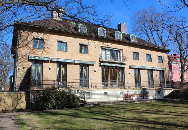 Suurlähetystö rakennettiin osoitteeseen Itäinen Puistotie 13 - La France en  Finlande - Ambassade de France à Helsinki